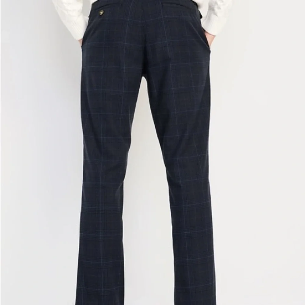 NWT Men’s Old navy twill straight built in flex 52x32. #34